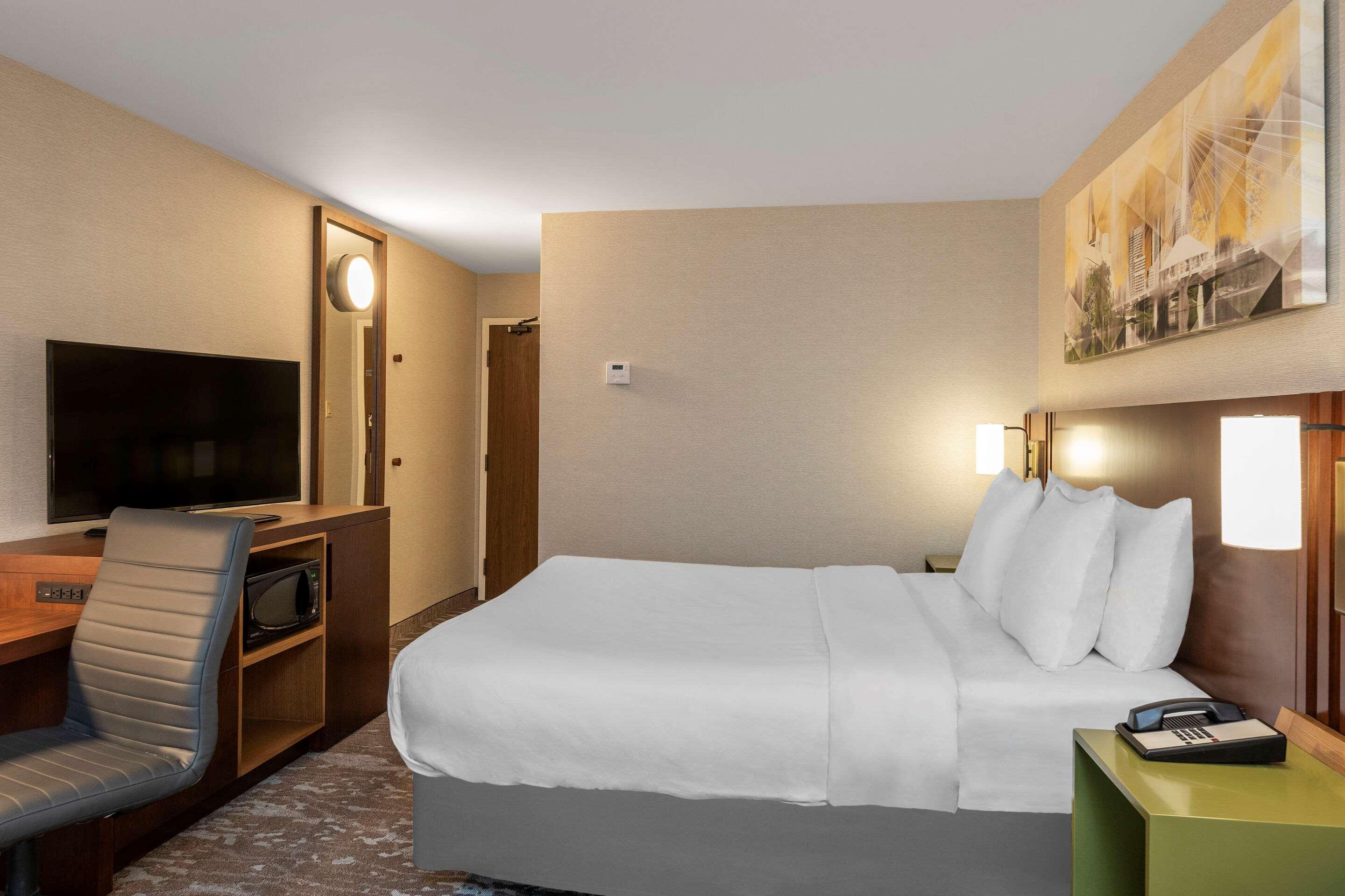 Comfort Inn Ватерлоо Экстерьер фото