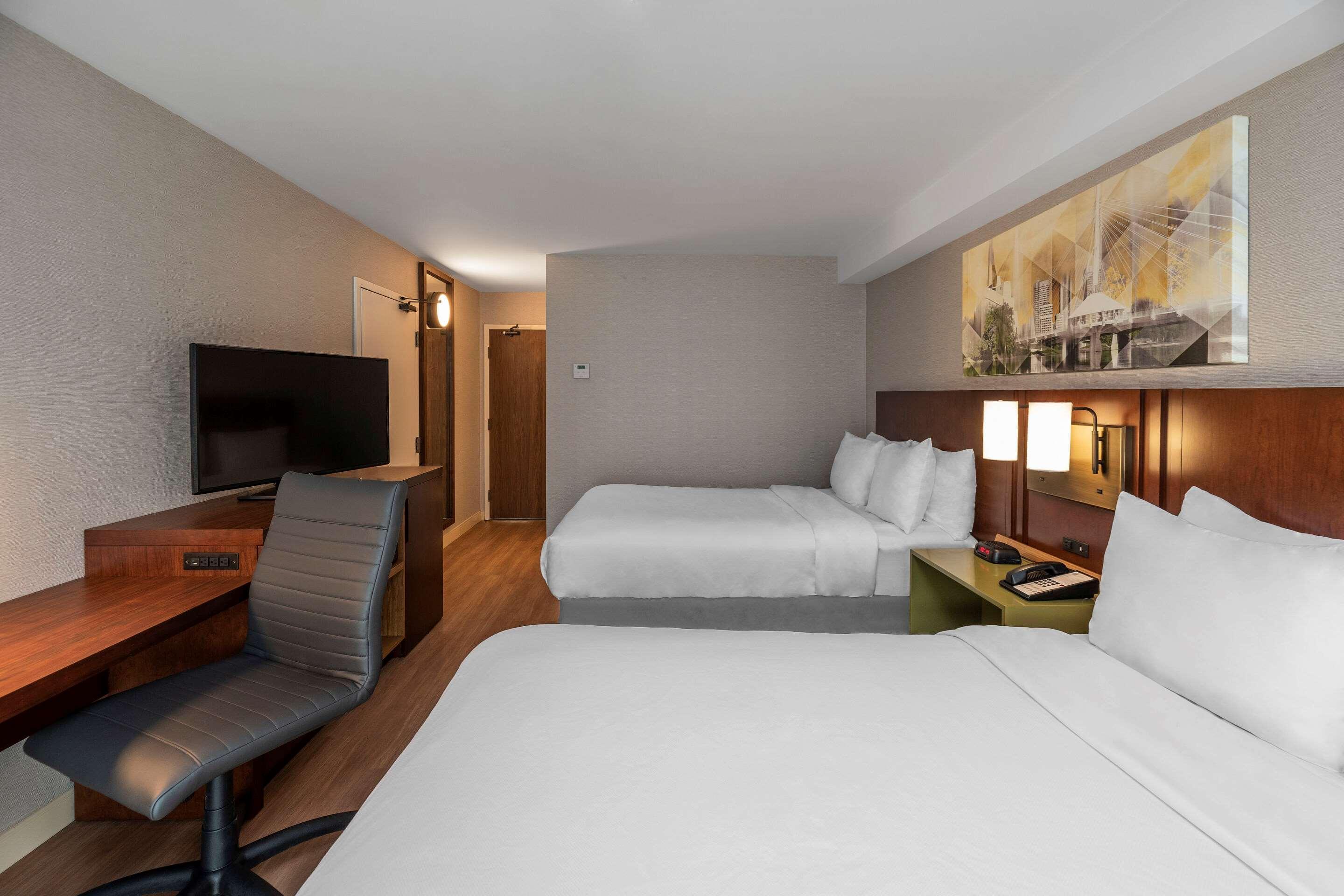 Comfort Inn Ватерлоо Экстерьер фото